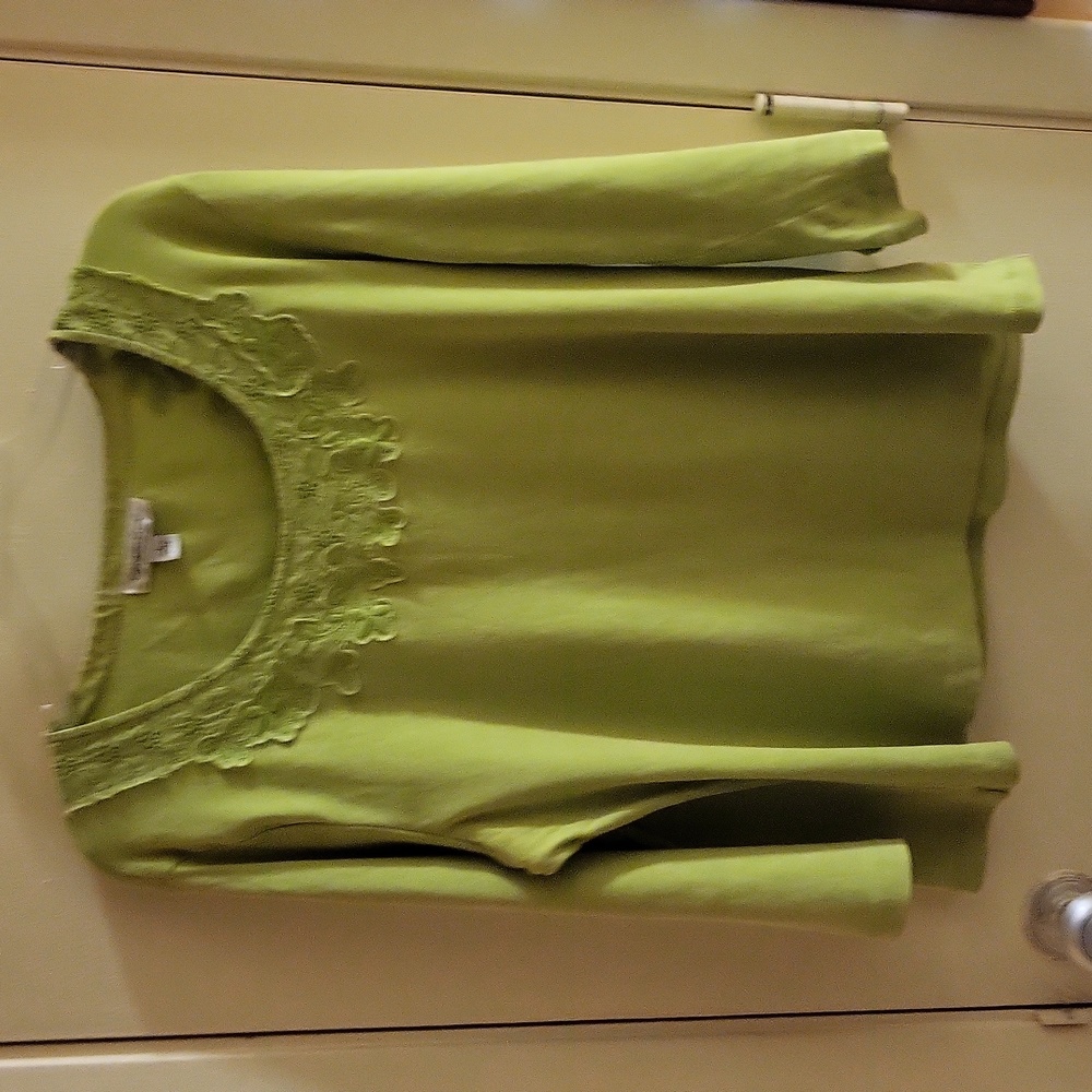 Coldwater Creek lime green top